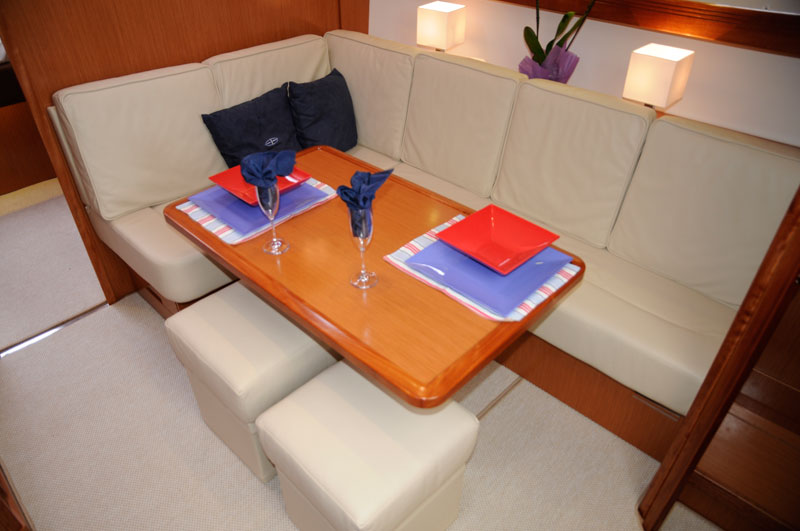 Motor Boat & Yachting | Bavaria Sport 43 HT